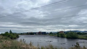 В Бурятии распилят токсичное озеро. А потом водоем перевезут в Новокузнецк и уничтожат