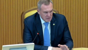 Губернатор ХМАО призвал перестать тратить деньги на приезжих