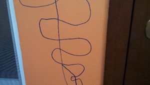 Исправил детский настенный вандализм