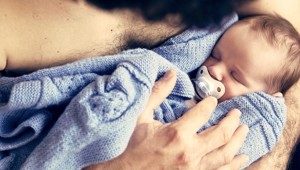 Разведенный мужчина с ребенком