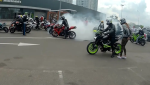 Штраф до 30 000 рублей за шум от мотоциклов и автомобилей