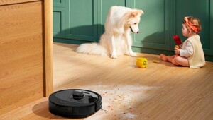 Мгновенно включается в работу и убирает до последней крошки