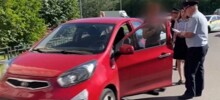 В Санкт-Петербурге нашли женщину на красной машинке, которая не пропускала скорую помощь