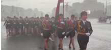 Белорусские девушки-военные на репетиции парада в Минске