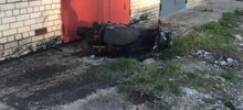Убил себя об стену