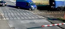 Польская народная забава лезть под поезд