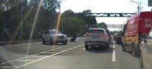 Разворачивался через сплошную и дважды переехал мотоциклиста