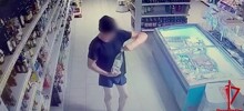 В&nbsp;Подмосковье мужчина в&nbsp;трусах и с&nbsp;топором вломился в&nbsp;магазин