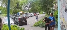 Подростки избили мужчину за сделанное замечание