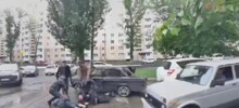 "Лежать! Мордой в землю!": в Саратове произошло эпичное задержание мигрантов