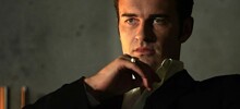Умер звезда "Зачарованных" и "Частей тела" Джулиан Макмэхон