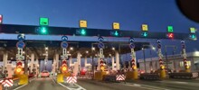 Многодетные семьи хотят освободить от оплаты проезда по платным дорогам