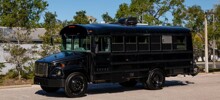 Американский школьный автобус превратили в автодом и выставили на торги