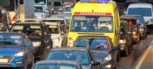 В ПДД прописали механизм пропуска автомобилей с мигалками