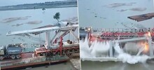 Погрузка балки на баржу закончилась неудачей