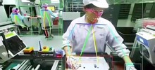 На китайских заводах за рабочими следит искусственный интеллект