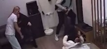 Блогершу-разоблачительницу вытащили за ноги из салона красоты