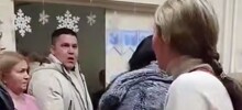 Мужчина закатил истерику в детском саду из-за новогоднего подарка