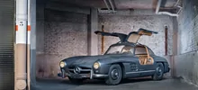 Ржавый Mercedes-Benz 300 SL продали на аукционе за рекордные 5 245 000 долларов