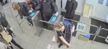 В московской школе   семиклассница получила серьёзную травму после удара током от турникета