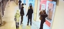 Парень избил незнакомца в подземке за то, что тот потрогал его девушку