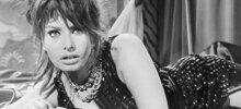 Сногсшибательная Софи Лорен во время съемок фильма "Миллионерша" (1960 г.)