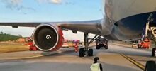 Пассажиры рейса Пхукет - Москва сняли на видео как лопаются покрышки у их самолёта