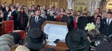 Пугачёва, Песков, Якубович: на Троекуровском кладбище прощаются с модельером Юдашкиным
