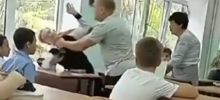 Во Владивостоке учитель физкультуры избил школьника на уроке труда