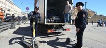 Операция кикшеринг: власти Петербурга решили разобраться с чудаками на самокатах
