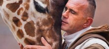 В Македонии скончался смотритель зоопарка и его любимый жираф