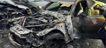 Москвич сжёг дорогую машину соседа из-за громкого выхлопа и привычки парковаться как попало