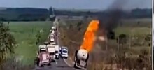 На трассе в Бразилии эпично взорвалась цистерна с газом