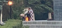 В Саратовской области цыганки посушили одежду над Вечным огнём и поплатились