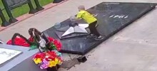 В Ярославкой области школьник залил Вечный огонь водой