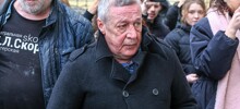 Режиссёр Никита Михалков устроил вышедшего из колонии актёра Михаила Ефремова в свой театр