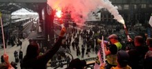 Во Франции протестующие захватили железнодорожный вокзал