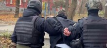 ФСБ задержала членов преступной группы, незаконно легализовавшей около 2000 мигрантов