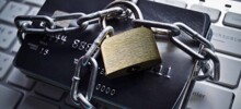 Жительнице Челябинска заблокировали банковскую карту после сбора денег на подарки детям