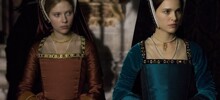 Проверка гардеробом: 8 высокобюджетных исторических фильмов, создатели которых перемудрили с костюмами, аксессуарами и образами