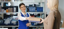 Правительство придумало, как затащить россиян в почтовые отделения