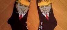 Конгрессмены США подарили российской делегации носки с Дональдом Трампом