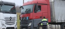 Литовские перевозчики не могут выкупить свои фуры из Беларуси из-за собственных санкций