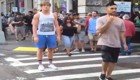 Внезапный шпагат на улицах Нью-Йорка