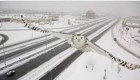Камера наблюдения сняла потрясающий полет полярной совы