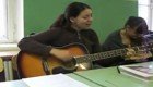 Американка нереально красиво поёт песню на русском языке 