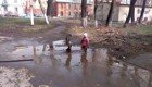 Счастливый ребенок везде грязь найдет!