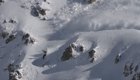  Сноубордист чудом ушёл от спровоцированной им лавины