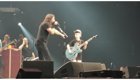 10-летний мальчик сыграл хит Metallica на концерте Foo Fighters