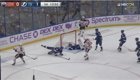 Российский вратарь выбил шайбу головой в матче НХЛ